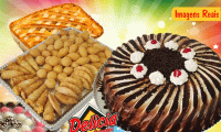 Kit Festa com preço espetacular! Torta doce para 40 pessoas + Torta de Frango (1,5kg) + 200 Salgados + 100 Docinhos, de R$ 220,00 por R$99,90. Entrega em toda Fortaleza!